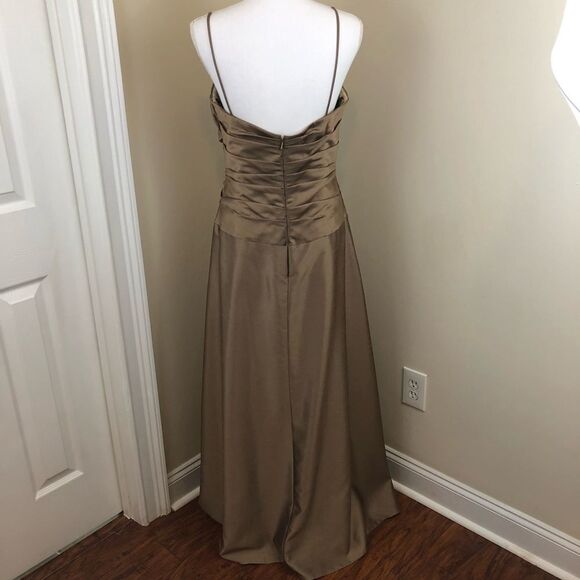 WATTERS and Watters formal dress size 10 - Picture 6 of 10